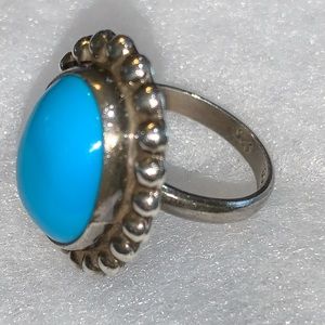 Ladies turquoise ring